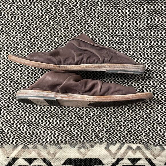 P. Monjo Grayish-Purple Leather Slouch Thong Sandal Sz-39 - Picture 4 of 6